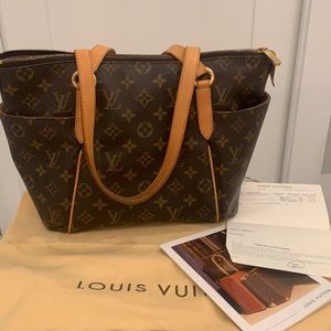 Louis Vuitton Monogram Totally PM